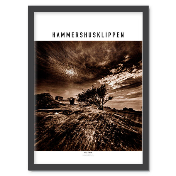 Plakat med Hammershusklippen på Bornholm. Camera obscura-fotografi af Niels Hansen. 50x70 cm.