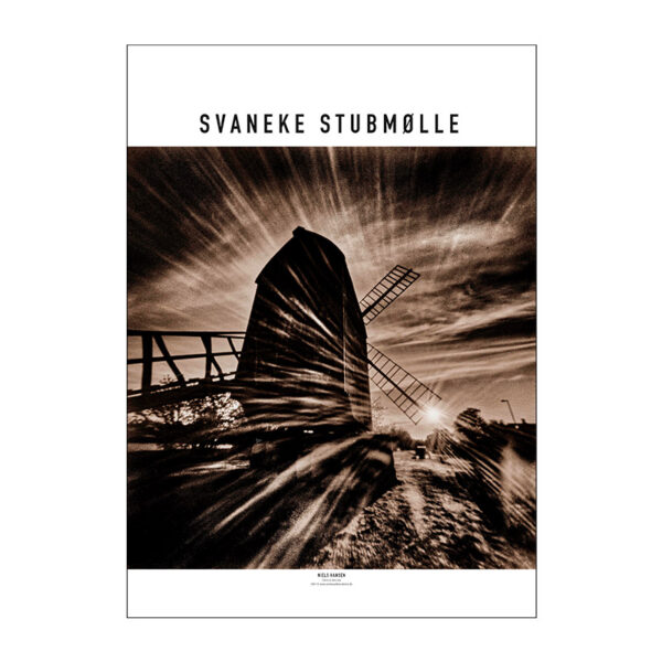 Plakat med Svaneke Stubmølle på Bornholm. Camera obscura-fotografi af Niels Hansen. 50x70 cm.